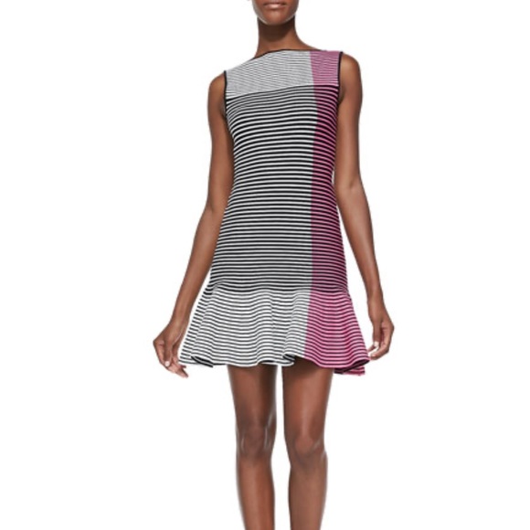 Ohne Titel Dresses & Skirts - Ohne Titel Striped Fit and Flare Dress Size S